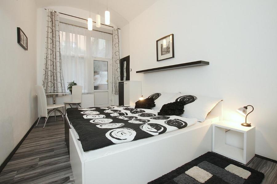 Residence Alabastr Прага Номер фото