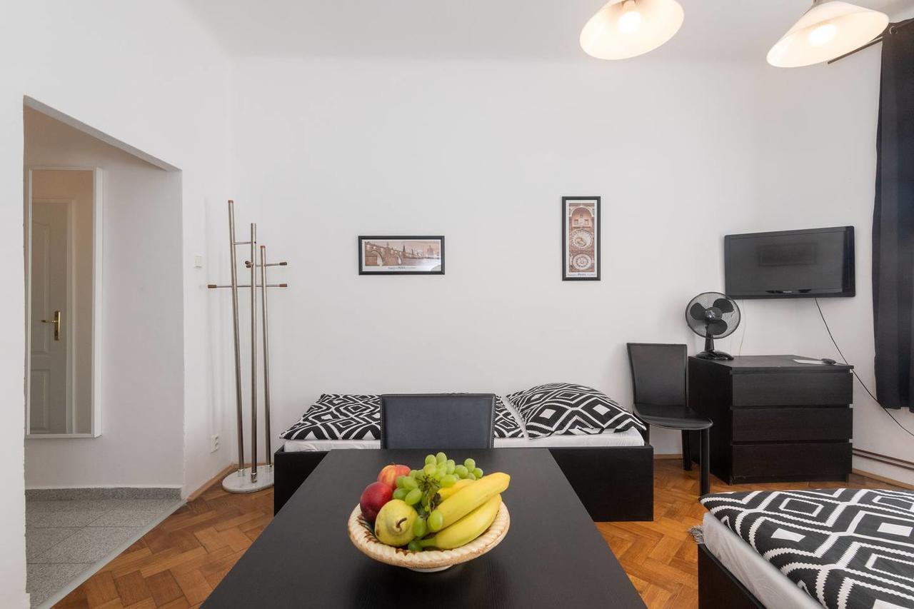 Residence Alabastr Прага Экстерьер фото