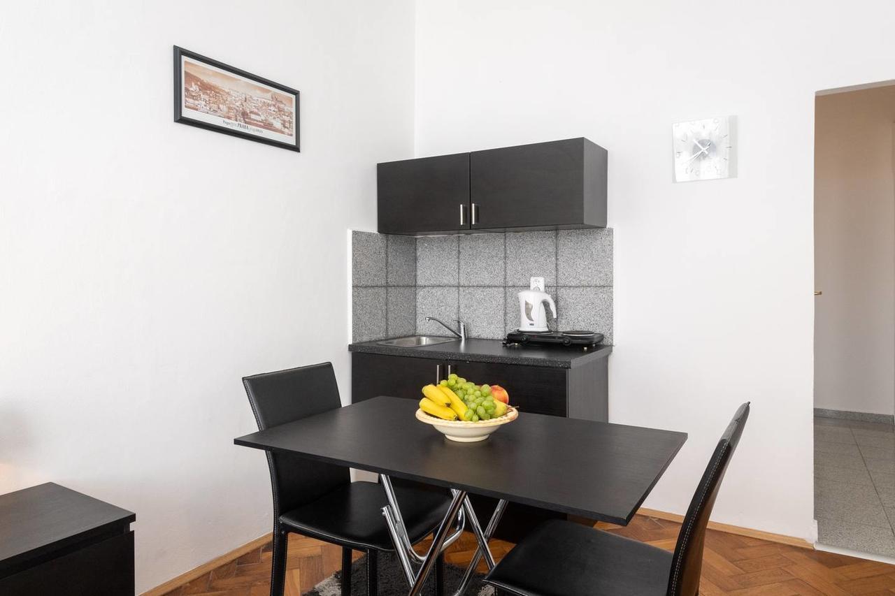 Residence Alabastr Прага Экстерьер фото