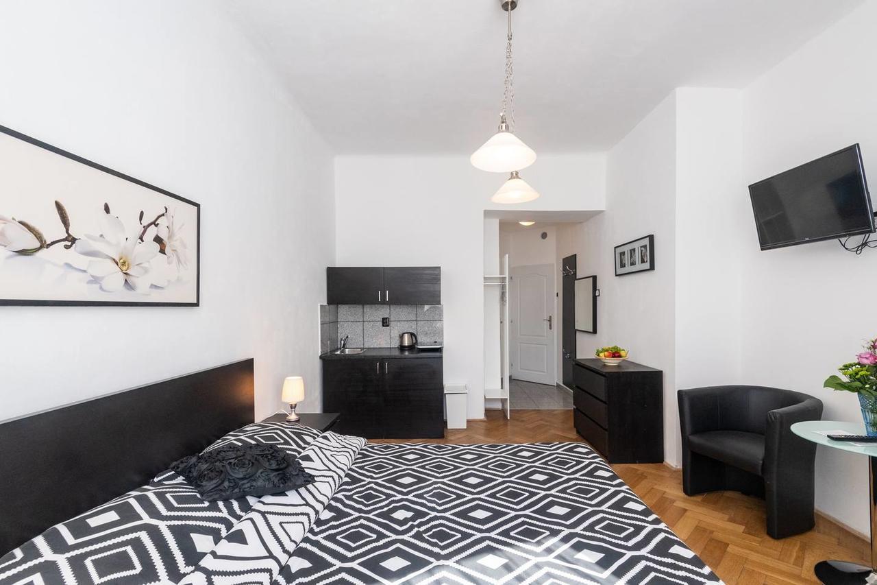 Residence Alabastr Прага Экстерьер фото